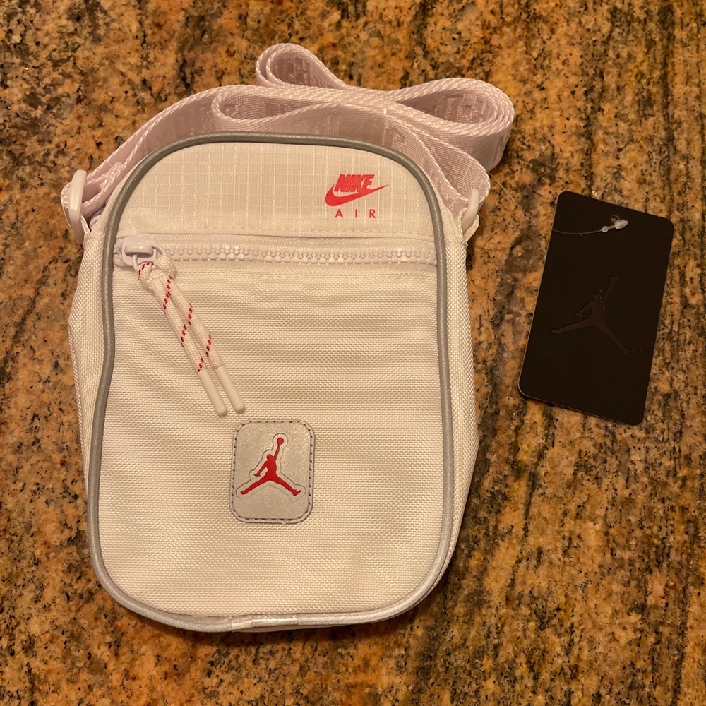 NWT Nike Air Jordan Retro 5 Crossbody Festival Bag